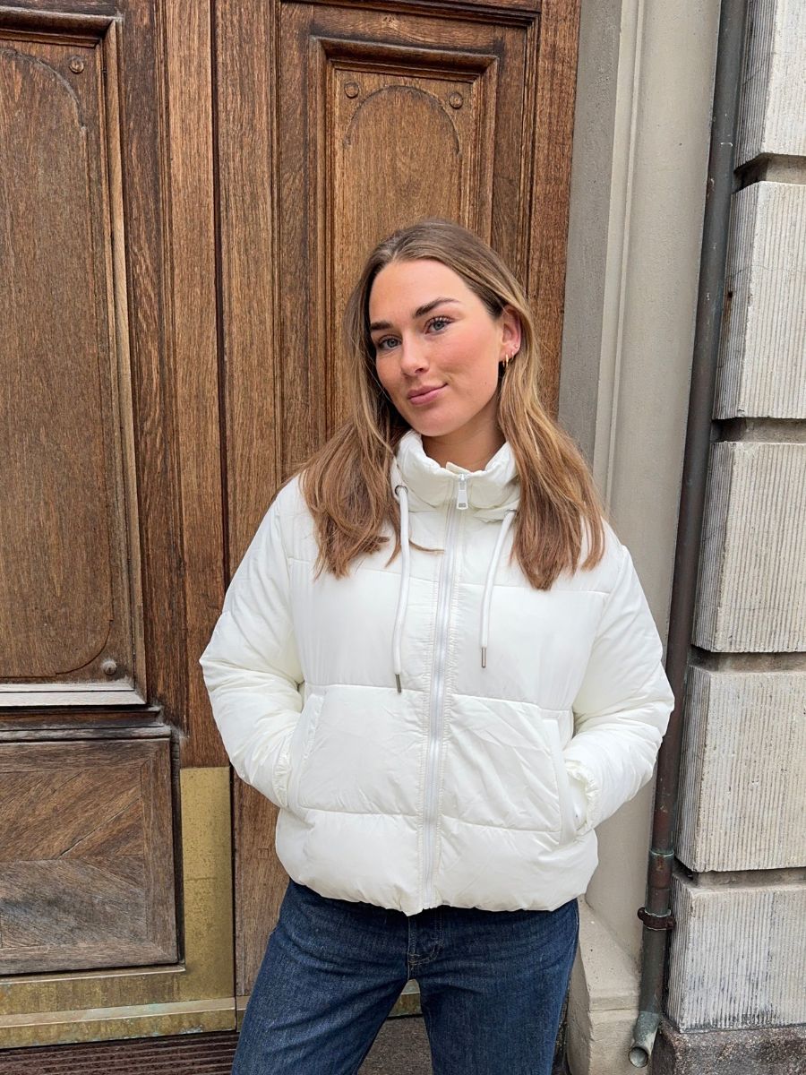 Aijo puffer jacket - White