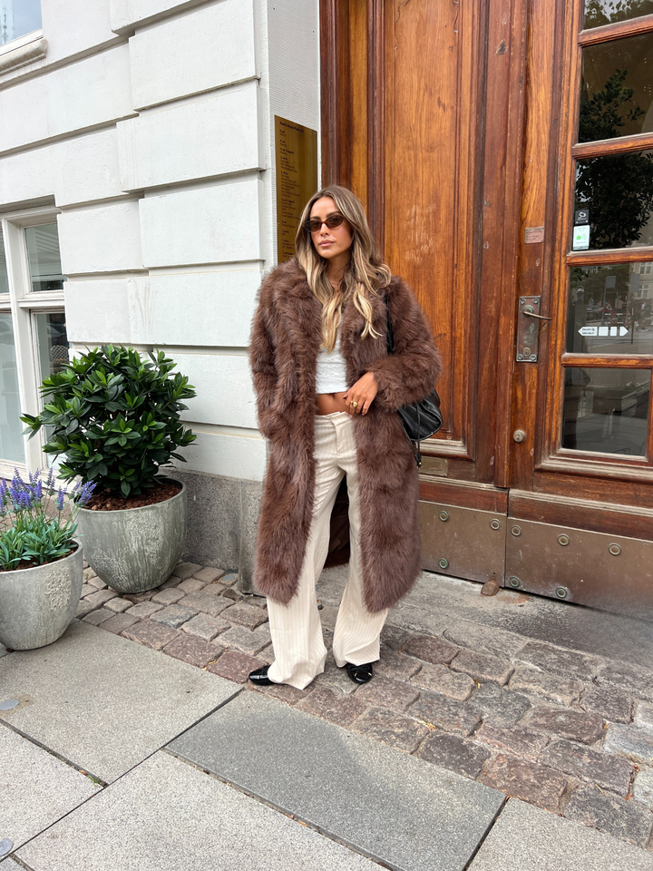 Sana long fur jacket - Dark brown