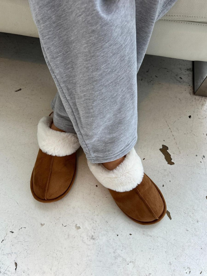 Slippers - Brown