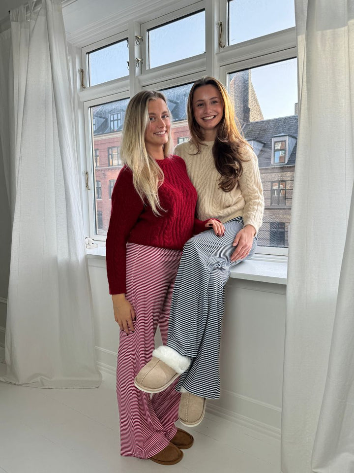 Slippers - Light brown