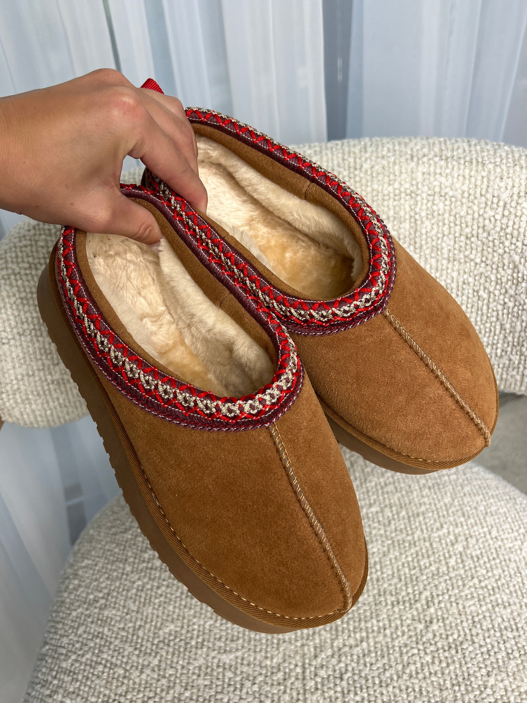 Tora platform teddy shoe - Brown/Red