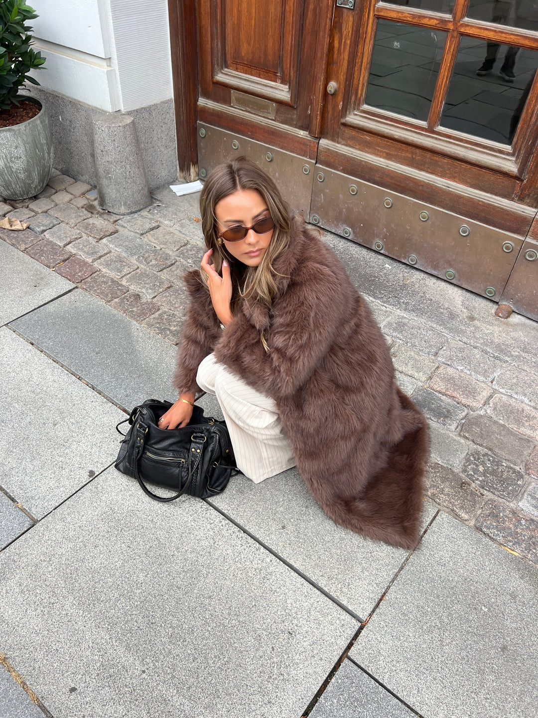 Sana lang fur jacket - Dark brown