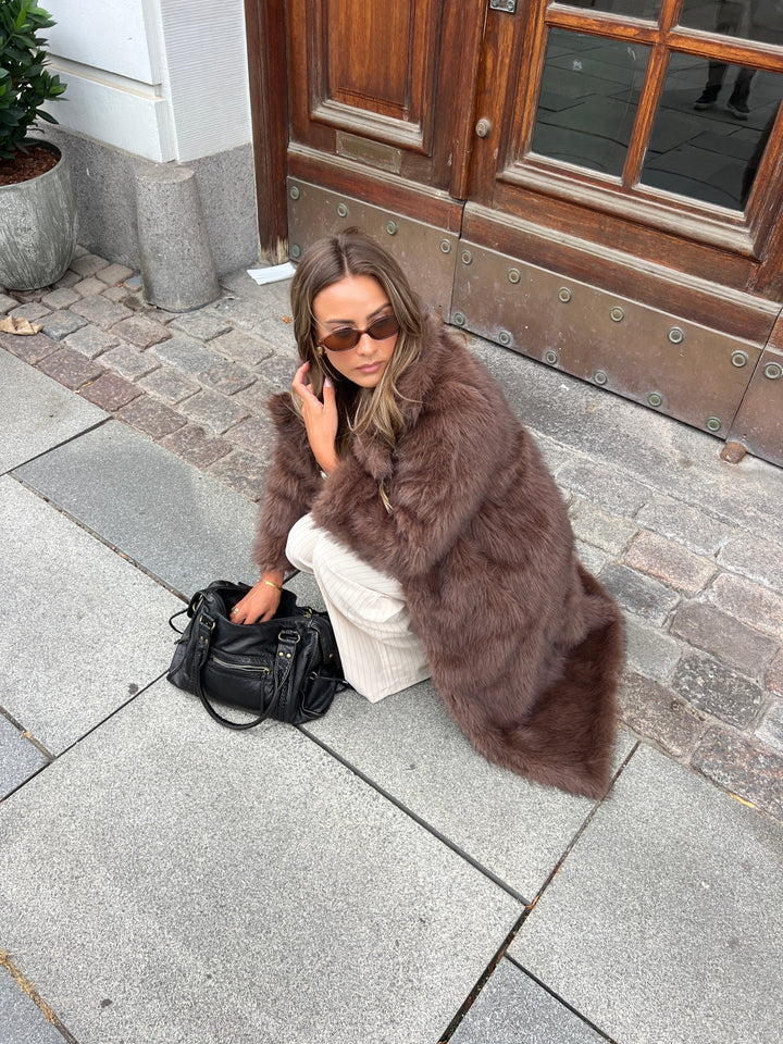 Sana long fur jacket - Dark brown