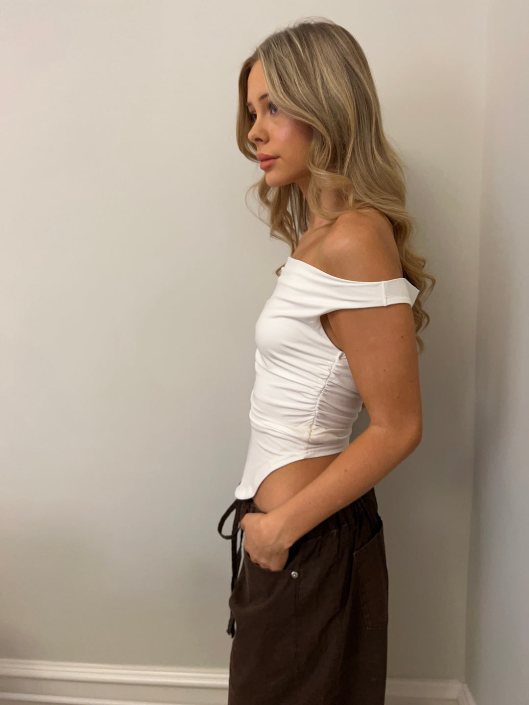 Vega off shoulder top - White