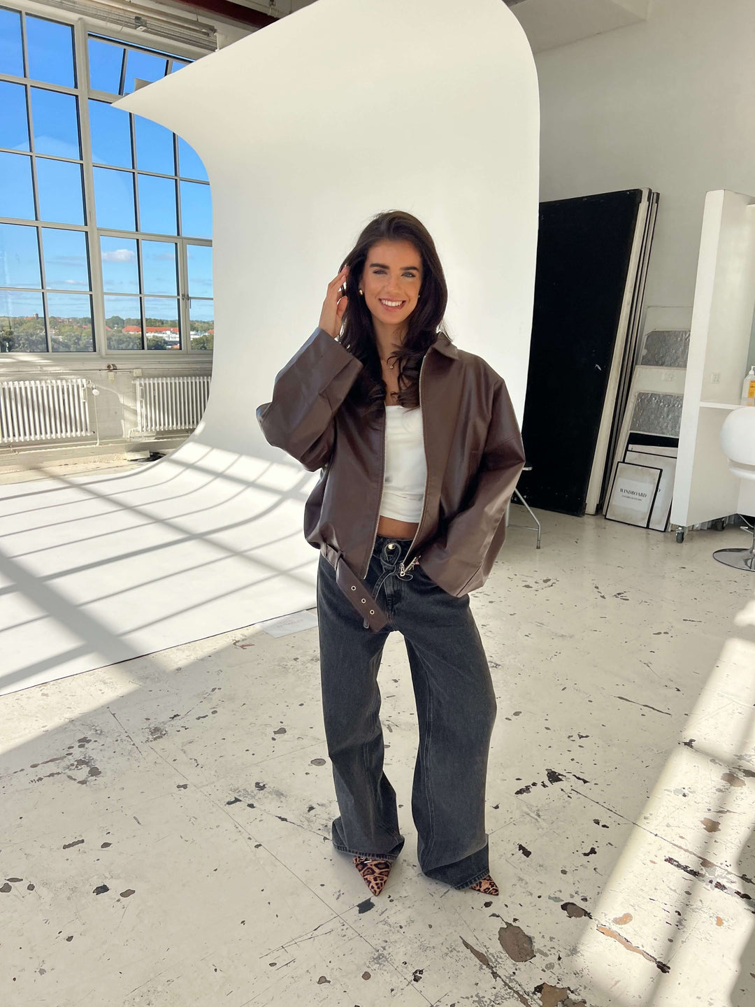 Tova buckle pu jacket – Dark brown