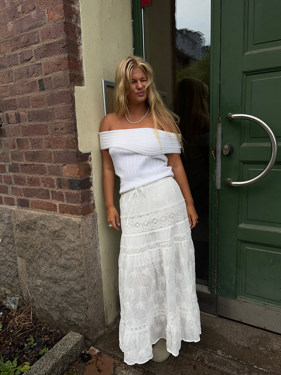 Kaysa off shoulder knit - White