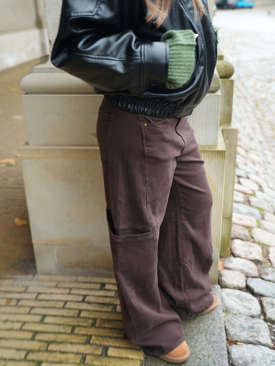 Althea Pocket Jeans - Brown