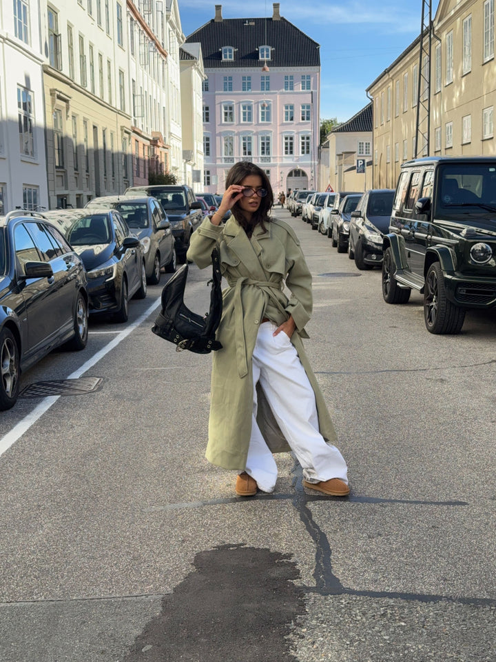 Ayla buckle shoulder bag - Black