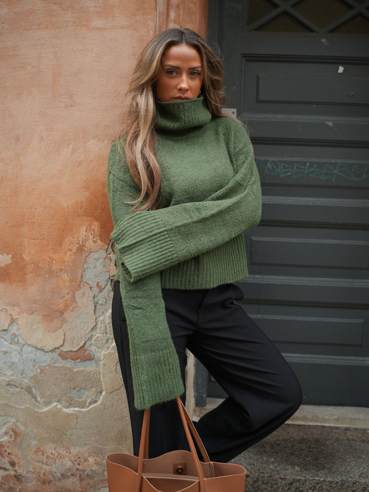 Elly High Neck Knit - Dark green