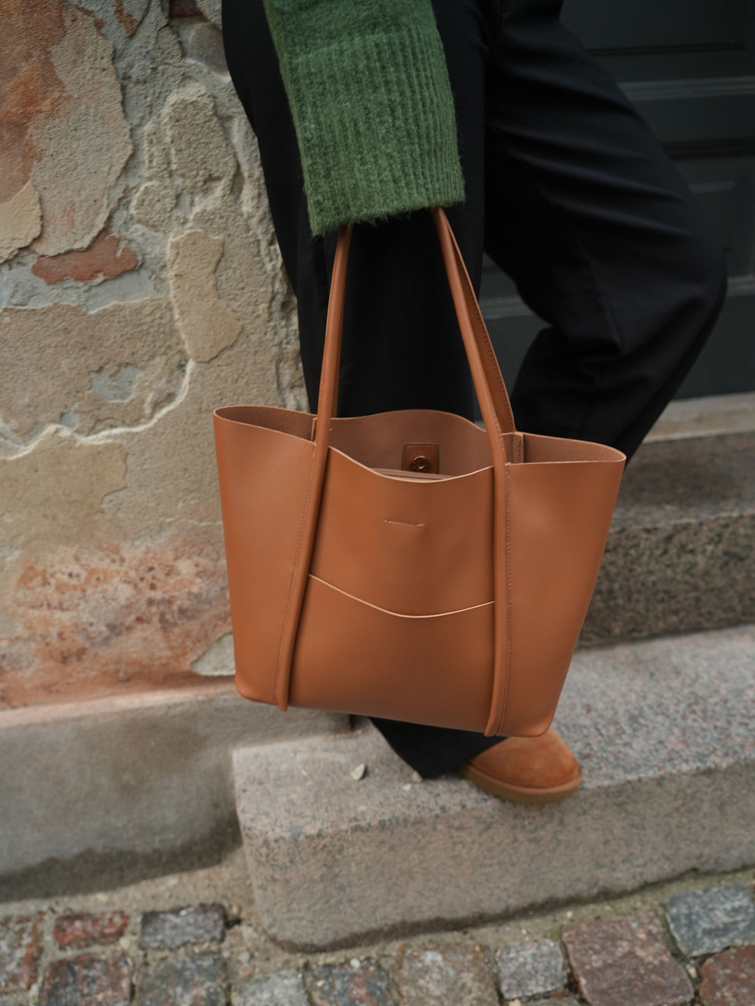 Helene Shoulder Bag - Brown