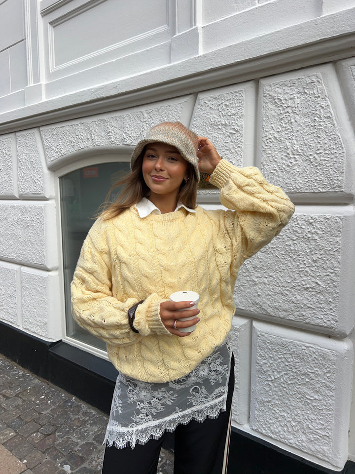 Anora chunky knit sweater - Light yellow