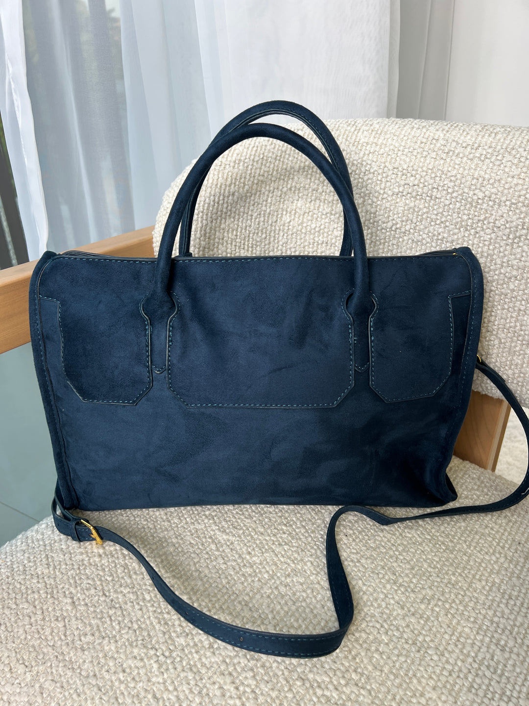 Laura Sidelmann Elina suede bag - Navy