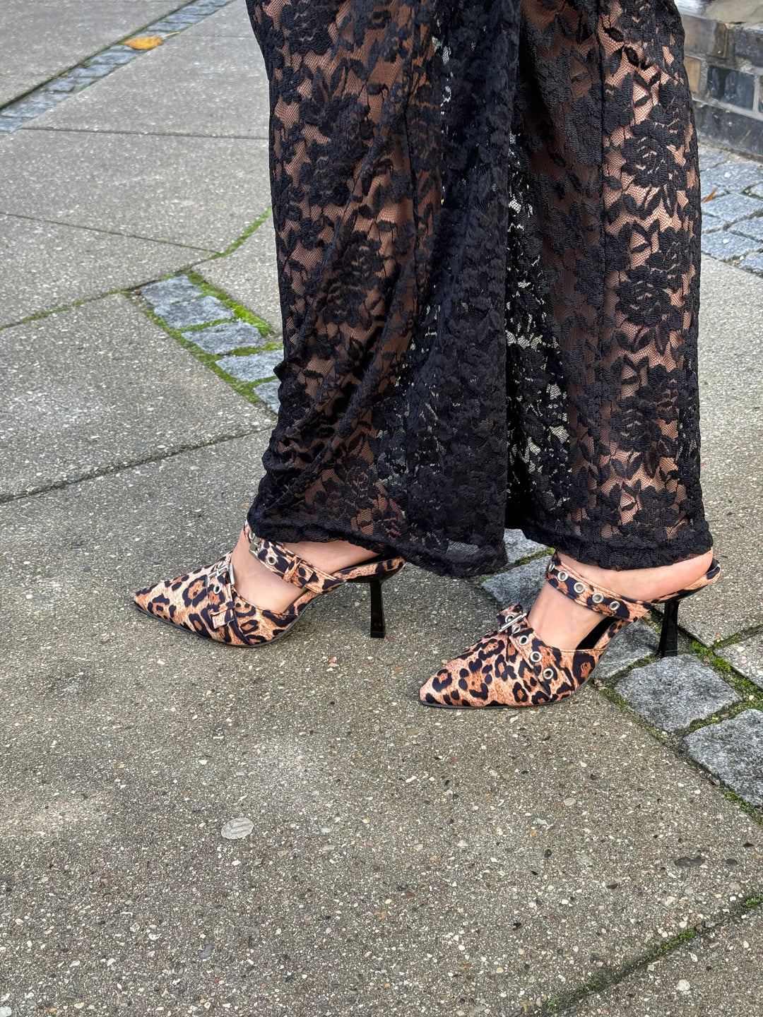 Leopard pumps