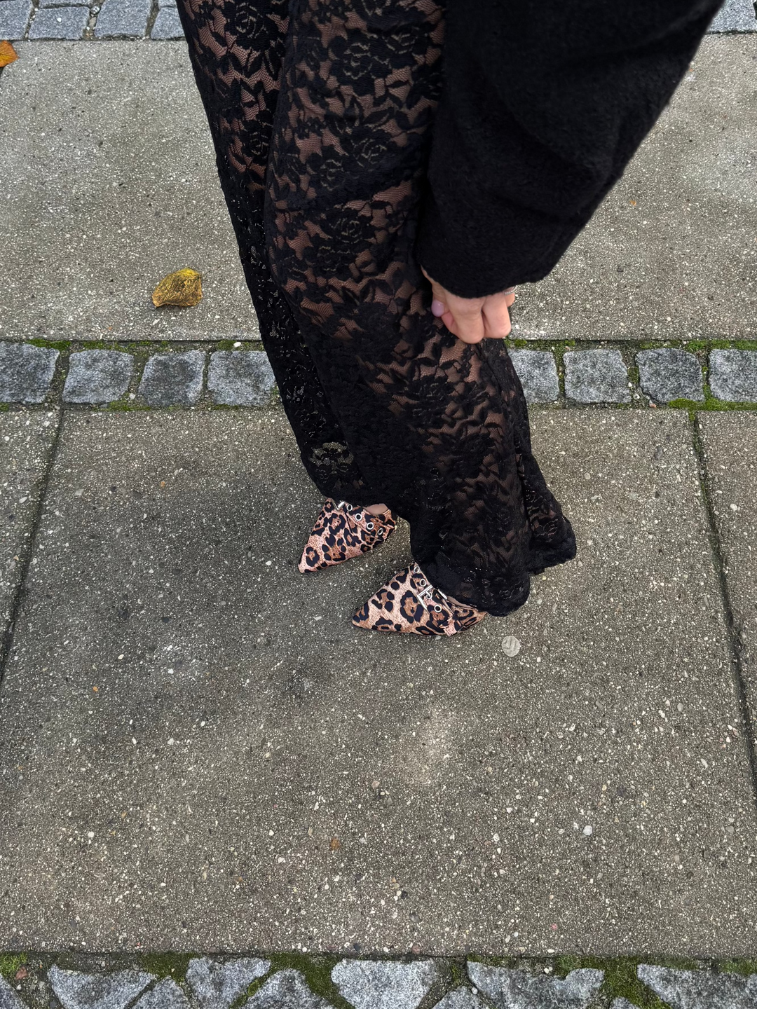 Leopard pumps