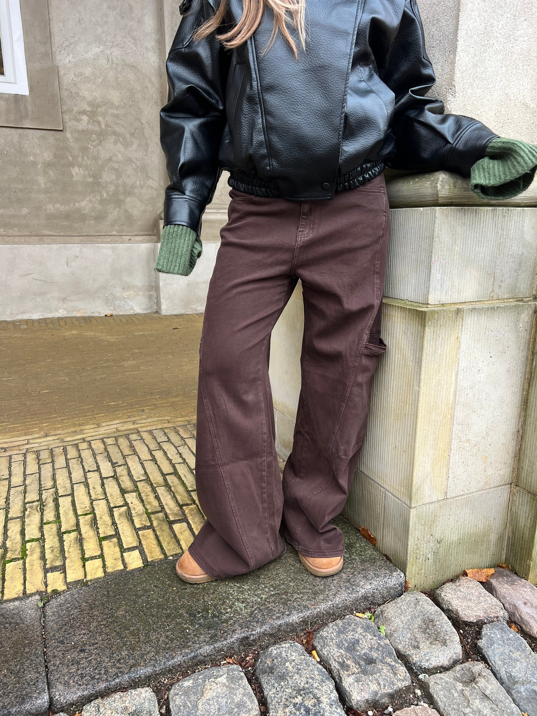 Althea Pocket Jeans - Brown