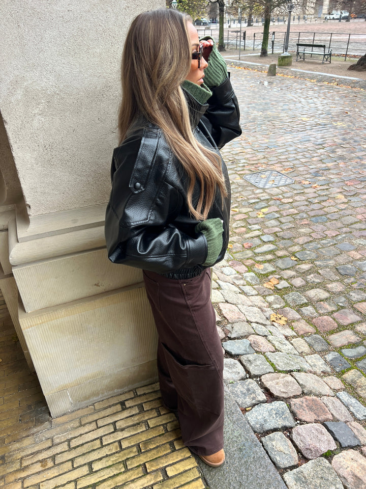 Althea Pocket Jeans - Brown