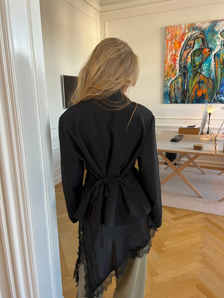 Livia Tie blazer - Black