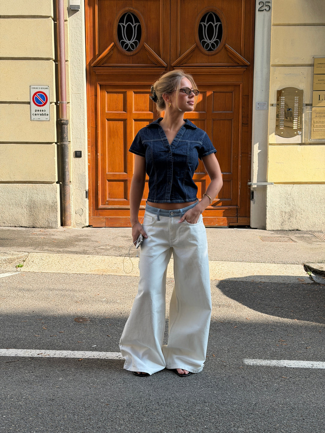 Bjørk striped low-waisted loose jeans - White/Blue