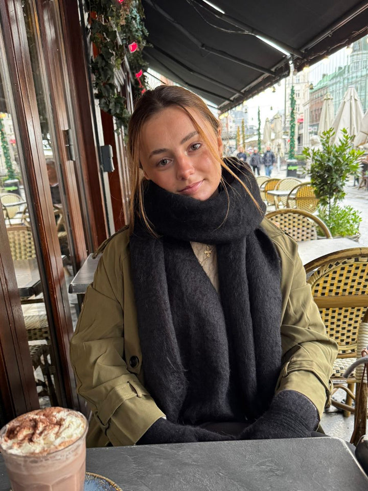 Loui scarf - Black