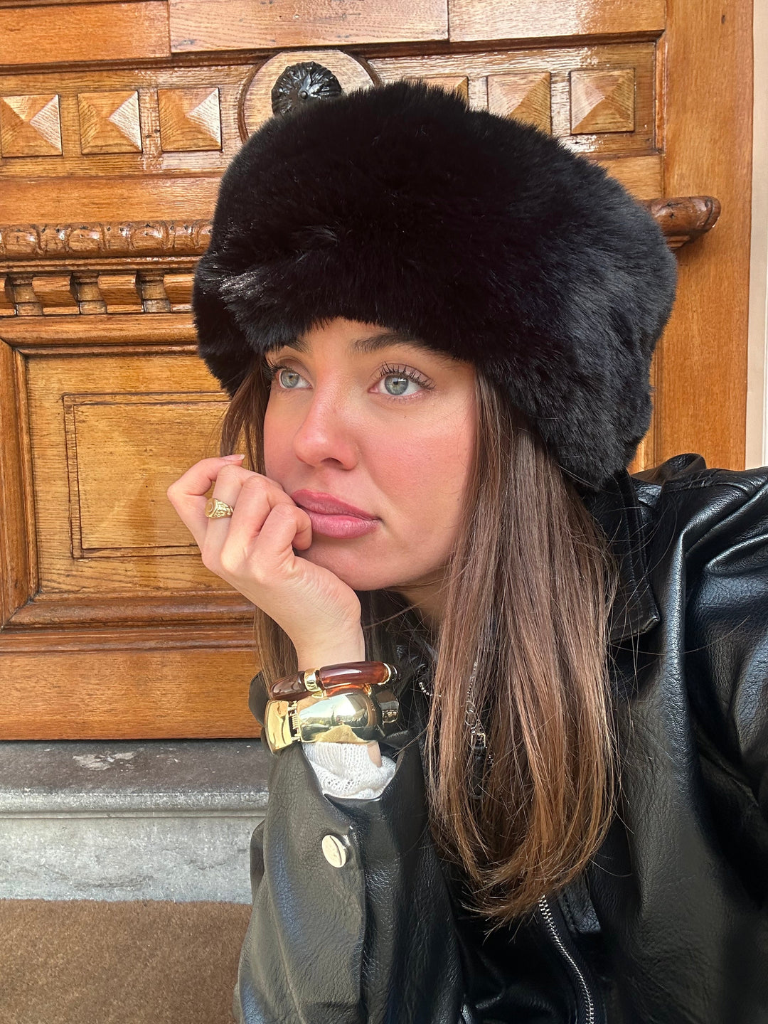 Eira fur hat - Black